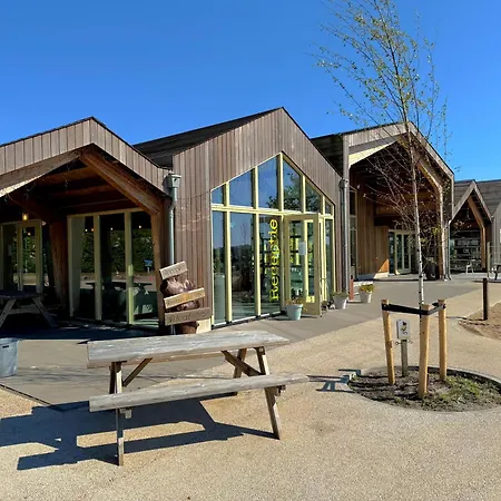 Duurzame Cabin, Gelegen In De Aan Zee