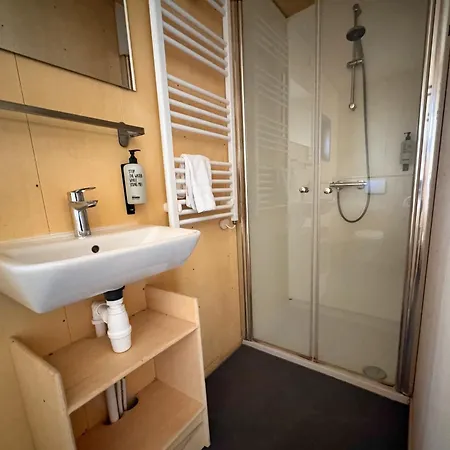 בית נופש Duurzame Cabin, Gelegen In De Aan Zee