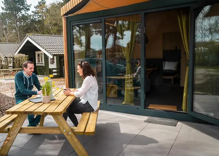 Nyaraló Duurzame Cabin, Gelegen In De Aan Zee