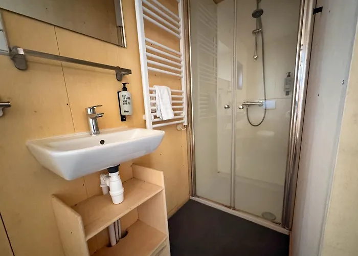 Nyaraló Duurzame Cabin, Gelegen In De Aan Zee